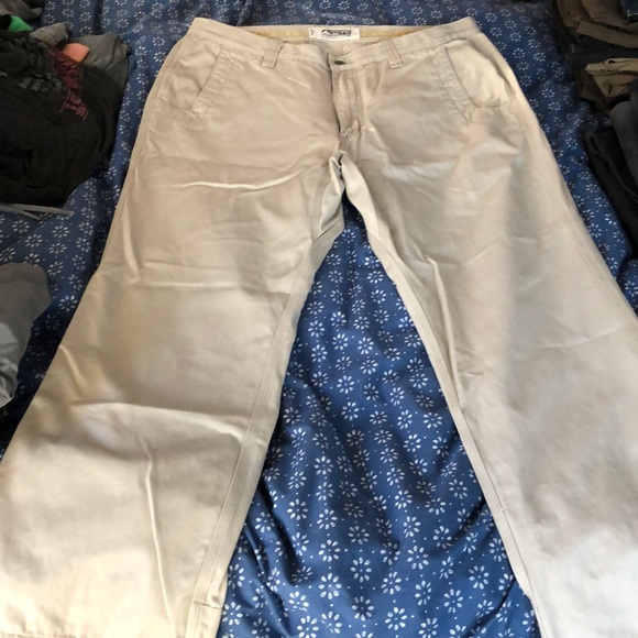 Pants - Picture 2 of 6